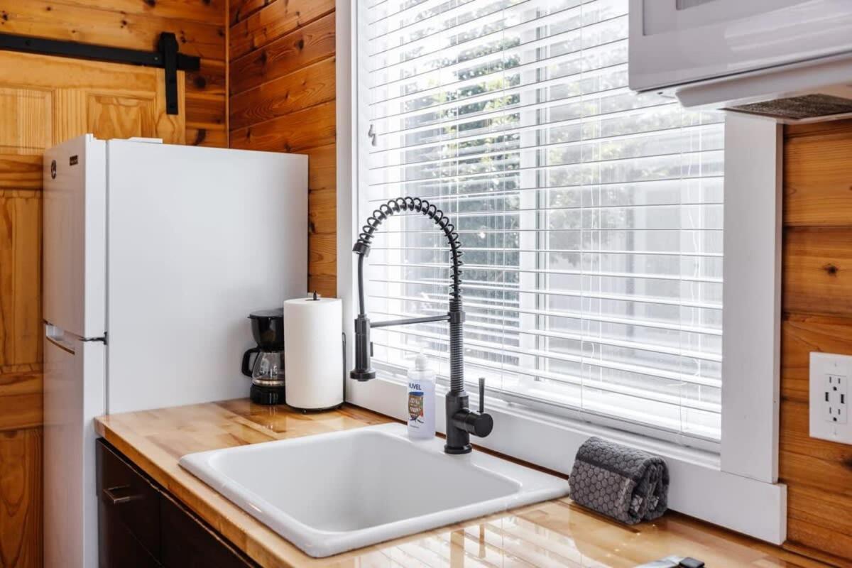 Harrington Tiny House Apple Valley Exterior foto